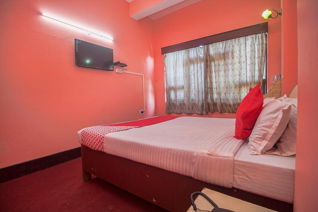 Oyo 23546 Pushpak Hotel Darjeeling  Exterior photo